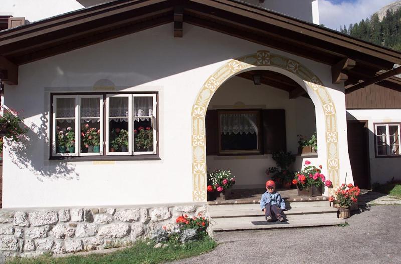 Garni Margherita Corvara Exteriör bild
